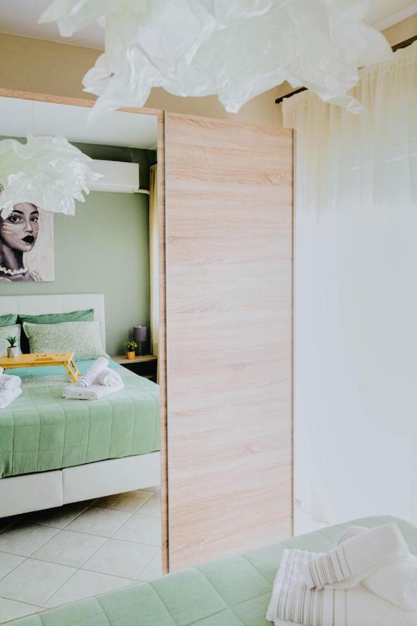 Sunny Days Apartment أليكسانثيربوليس المظهر الخارجي الصورة